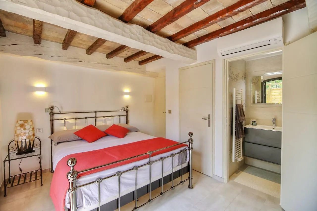 Le Refuge - Gigaro Lodges La Croix-Valmer Oda ve Kahvaltı